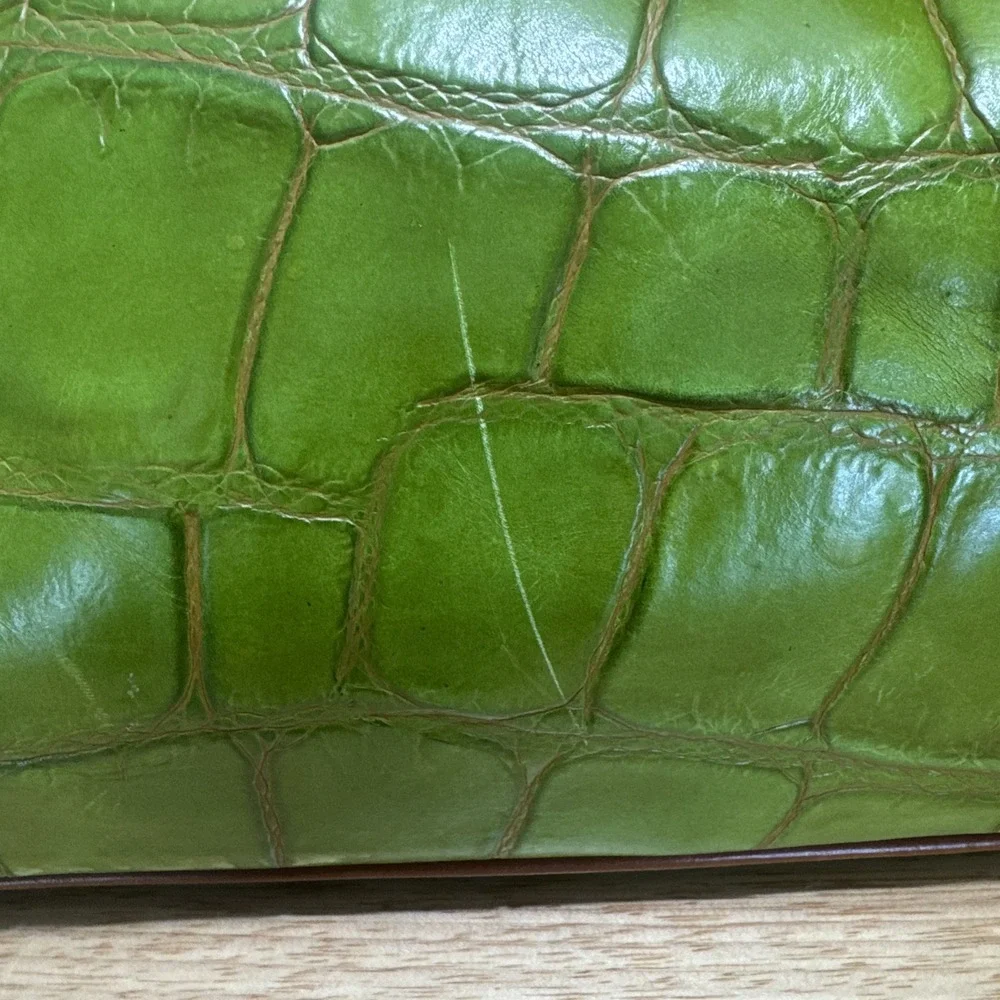 Vintage Dooney & Bourke Green Crocodile Embossed Medium Hobo Bag Purse J599095